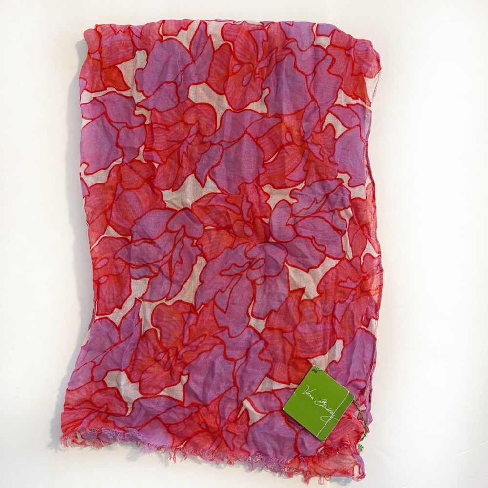 SOLD NWT Vera Bradley Scarf in Paradise Floral Lilac - Picture 1 of 6